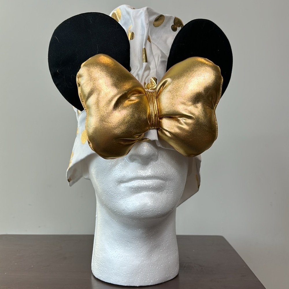 Disney Parks Gold Minnie Mouse chef hat women one size